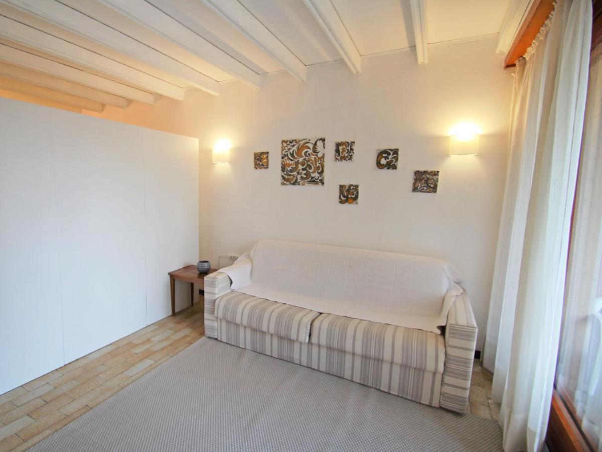 Apartment Hermitage-5 By Interhome Porto Valtravaglia Εξωτερικό φωτογραφία